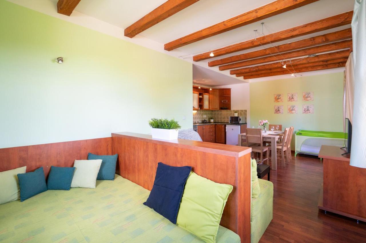 ליפנו נאד וויטאבו Apartman Lipa-Lipno מראה חיצוני תמונה